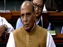 Amit Shah and Rajnath Singh reach COVID center in Delhi