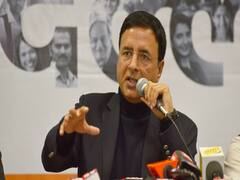 Political Crisis : Randeep Surjewala ने BJP पर हमला करते हुए राजस्थान के IT Raids पर Tweet किया