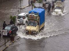 Low-lying areas submerged as Mumbai bears the brunt of heavy rainfall | Top 10 (15.07.2020)