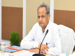 Ashok Gehlot loyalists reach CM residence for meeting