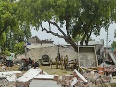 UP police raids ancestral house of Vikas Dubey