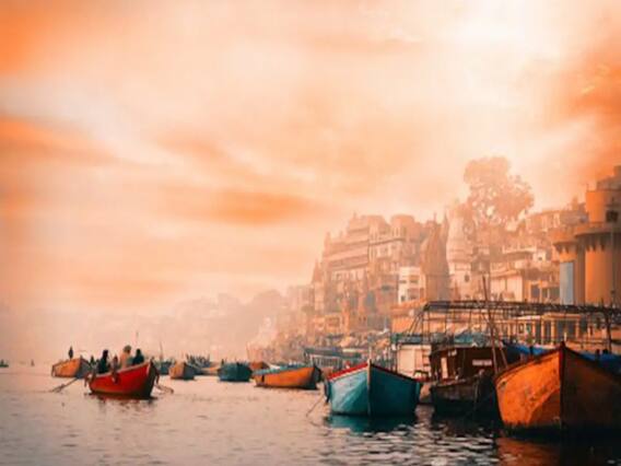 वाराणसी में उफान पर गंगा नदी, देखिए बाढ़-बारिश की खबरें