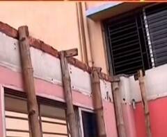 'তোলা না দিলে ঝড়ে ক্ষতিগ্রস্ত ছাদ সারাতে বাধা দিচ্ছেন তৃণমূল নেতা', থানায় অভিযোগ কৈখালির বাসিন্দার