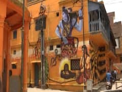 UP: मंत्री हैं तो क्या जबर्दस्ती सबका घर भगवा रंग से पुतवा देंगे? Ghanti Bajao