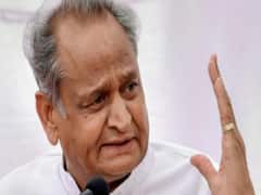 Ashok Gehlot के भाई के घर छापेमारी