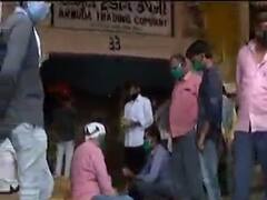 જમાલપુર APMCમાં સોશિયલ ડિસ્ટન્સ અને માસ્કના નિયમનો સત્યાનાશ, જુઓ વીડિયો