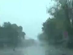 અમદાવાદ અને ગાંધીનગર હાઇવે પર ગાજવીજ સાથે વરસાદ, જુઓ વીડિયો