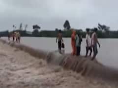 Incessant rain exposes flaws in 'Gujarat model'