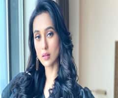 ছোটবেলার স্বপ্নে বিভোর মিমি, 'হাসিতেই জীবনের আনন্দ' গানে গানে বার্তা শানের 