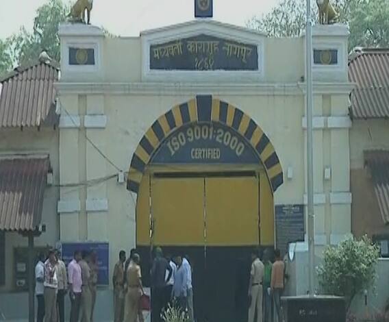 Coronavirus | नागपूर जेलमध्ये कुख्यात गँगस्टर संतोष आंबेकर आणि राजा गौसला यांना कोरोनाची लागण