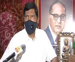 Ramdas Athawale | देशाच्या अन् राज्याच्या हितासाठी शरद पवार यांनी एनडीए सोबत यावं : रामदास आठवले