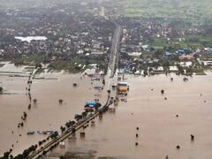 Bihar Floods: Air Force drops food packages through choppers | Exclusive Report 