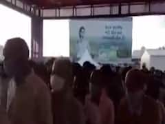 શ્રાવણ માસના પ્રથમ દિવસે સોમનાથ મંદિરમાં મોટી સંખ્યામાં ભક્તો ઉમટ્યા, સોશિયલ ડિસ્ટન્સનો અભાવ, જુઓ વીડિયો 