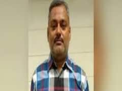 Vikas dubey के घर की दीवारों से हथियार निकले