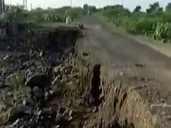  રાજકોટઃ ભારે વરસાદના કારણે મોવૈયાથી હરીપરા જવાનો રસ્તો બેસી જતા વાહન વ્યવહારને અસર