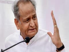 Rajasthan political crisis: कांग्रेस बैठक में 18 विधायक नहीं पहुंचे: सूत्र