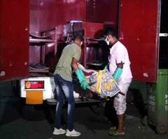 টালিগঞ্জের রানী ভবানী রোড থেকে উদ্ধার বৃদ্ধার পচাগলা দেহ