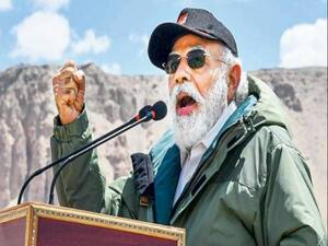 Know what happened 72 hours ago which made China retract its troops | Bharat Ki Baat (06.07.2020)