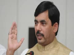Cong does not have majority in Rajasthan: Shahnawaz Hussain