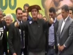 Brazil के President में दिखे Corona के लक्षण.. पहले नहीं माने नियम..अब लग रहा है डर 