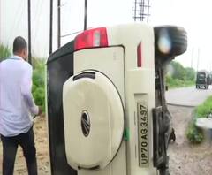 বিকাশ দুবের এনকাউন্টার: গুলির আওয়াজ পেলেও গাড়ি উল্টে যাওয়ার শব্দ শুনতে পাননি স্থানীয়রা! একাধিক প্রশ্ন উঠলেও নিরুত্তর পুলিশ