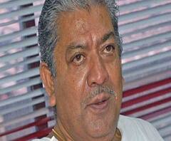 রাজনীতি ছাড়া আর কিছুই জানতেন না, বললেন স্ত্রী শিখা মিত্র