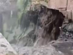 Delhi: Huts in slums washed away in seconds