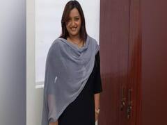 Breaking News : IT अधिकारी Swapna Suresh के घर पर छापा...सोने की तस्करी का लगा आरोप