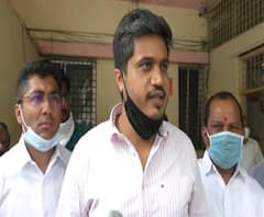 Rohit Pawar | शिवसेनेचे नगरसेवर दुसऱ्या पक्षात जाणार होते म्हणून प्रवेश दिला : रोहित पवार