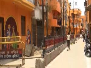 Prayagraj: Minister's goons paint houses in saffron color to celebrate his birthday | Ghanti Bajao Full 