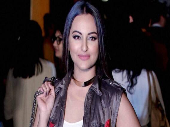 Sonakshi Sinha becomes part of 'Mission Josh' against cyber bullying 