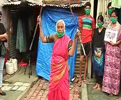 Grandma Shantabai Pawar | कशासाठी? पोटासाठी! 'व्हायरल' आजीची कसरत, शांताबाई पवारांची संघर्षकथा 