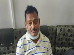 सनसनी: कैमरे पर विकास दुबे की 'घूंघट' वाली खबरी !