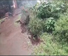 Sindhudurg Rain Update | रमाई नदीच्या प्रवाहाने किनारपट्टी गिळंकृत, नदीकाठच्या घरांना धोका 