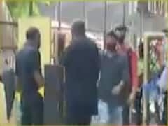 સેનેટાઇઝેશન, માસ્ક અને થર્મલ સ્ક્રેનિંગની સતર્કતા સાથે સુરત ટેક્સટાઇલ માર્કેટ શરૂ