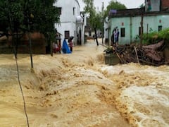 बाढ़ से देश के कई हिस्सों में तबाही का तांडव देखिए । Bharat Ki Baat