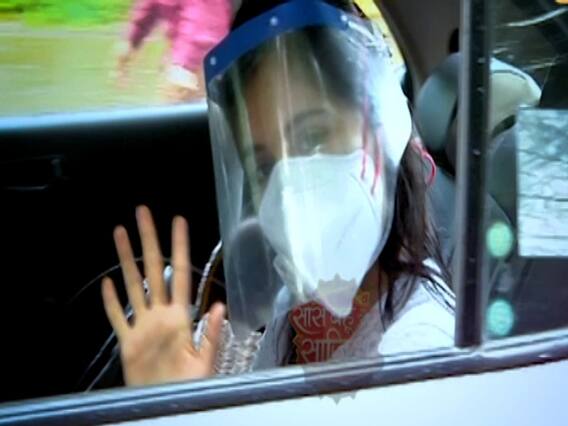 SBS Full: Rhea Sharma aka Mishti heads for shoot of Yeh Rishtey Hain Pyaar Ke