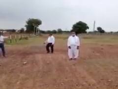 ભચાઉ નગરપાલિકાના પિન્ટુ ગઢવી સહિત 11 લોકો સામે ખંડણીની ફરિયાદ