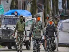 Jammu Kashmir: Anantnag में सुरक्षाबलों ने 2-3 आतंकियों को घेरा