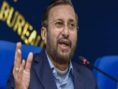 Rahul Gandhi के हमले का जवाब केंद्रीय मंत्री Prakash Javdekar ने Tweet कर के दिया 