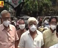 বিরোধিতা অতীত, চিকিৎসক দিবসে বিধানচন্দ্র রায়কে শ্রদ্ধা জানাতে প্রদেশ কংগ্রেস অফিসে বামেরা