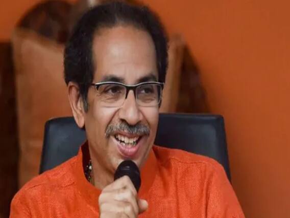 मुंबई की सड़कों पर फिर से कब मिलेगा वडा पाव? कोरोना को लेकर संजय राउत ने लिया सीएम उद्धव ठाकरे का इंटरव्यू