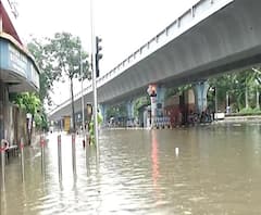 Mumbai Rains | मुंबईत पहाटेपासून मुसळधार पावसाची हजेरी; अनेक सखल भागांत पाणीच पाणी