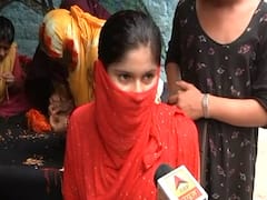 Women make Rakhis for Indian soldiers | Ground Report from Delhi's Majnu Ka Tilla 