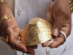 Pune man invests in 'Gold mask' worth Rs 6.5 lakhs