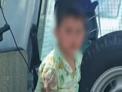 J&K: आतंकी हमले में नागरिक की मौत,जवानों ने मौके पर मौजूद बच्चे को जान पर खेलकर बचाया