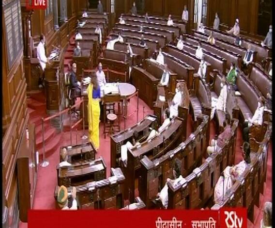 राज्यसभा खासदारांचा शपथविधी; प्रियांका चतुर्वेदींची मराठीत, तर उदयनराजेंची इंग्लिशमध्ये शपथ