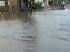  પોરબંદરથી જામનગર તરફ જવાના રસ્તે હજુ પણ ભરાયા છે પાણી, જુઓ વીડિયો