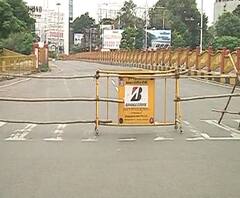 Pune Lockdown | पुण्यात लॉकडाऊनची कडक अंमलबजावणी, मुख्य रस्त्यांवर येणारे उपरस्ते वाहतुकीसाठी बंद