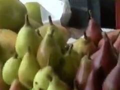 તહેવારો શરૂ થતા અમદાવાદ શહેરમાં ફ્રૂટના ભાવમાં 25 ટકાનો થયો વધારો, જુઓ વીડિયો